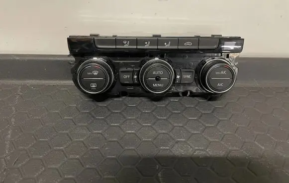 Volkswagen Golf VII Climate control unit 5G0907044BC 5HB01118178
