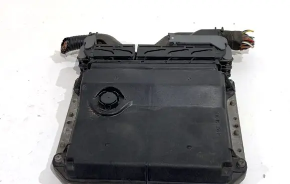 Toyota Avensis T270 Engine control unit/module ECU 89661-05G30
