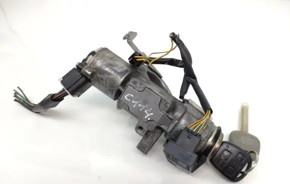 Toyota Avensis T250 Ignition lock 450200504 736661A 73500905