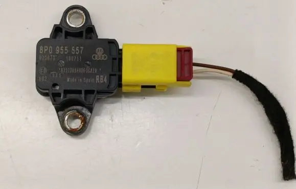 Audi A3 S3 8P Airbag deployment crash/impact sensor 8P0955557