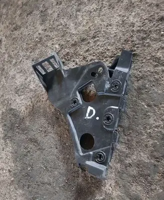 Opel Astra J Front bumper mounting bracket 13367893