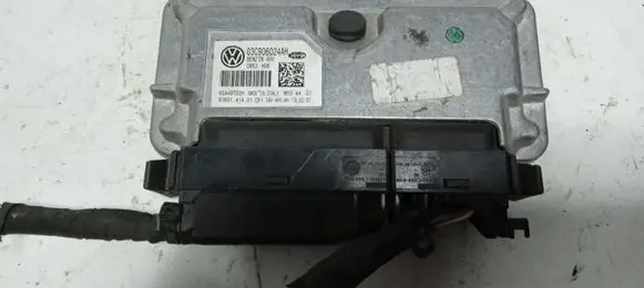 Volkswagen Golf Plus Engine control unit/module 03C906024AH