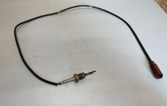 Audi A4 S4 B9 Exhaust gas temperature sensor 04L906088AB