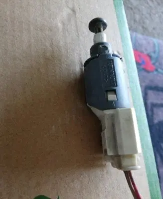 Renault Scenic II - Grand scenic II Brake pedal sensor switch 8200168238B