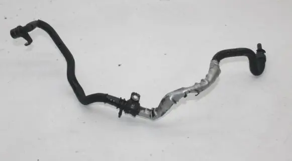 Audi A7 S7 4K8 Fuel line pipe