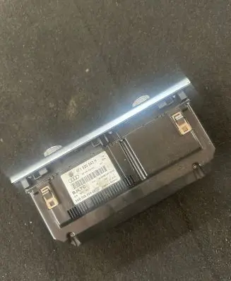 Audi A6 S6 C6 4F Climate control unit 4F1820043H 4F0910043 5HB00883303