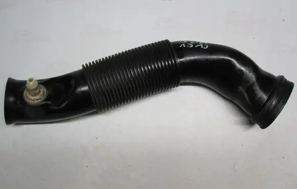 Opel Combo D Air intake hose/pipe 51854848