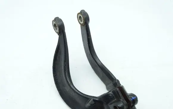 BMW X5 F15 Front upper strut mount 6851592