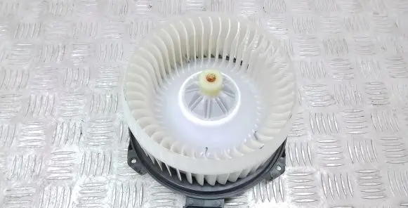 Ford Fusion II Heater fan/blower AY2727006220