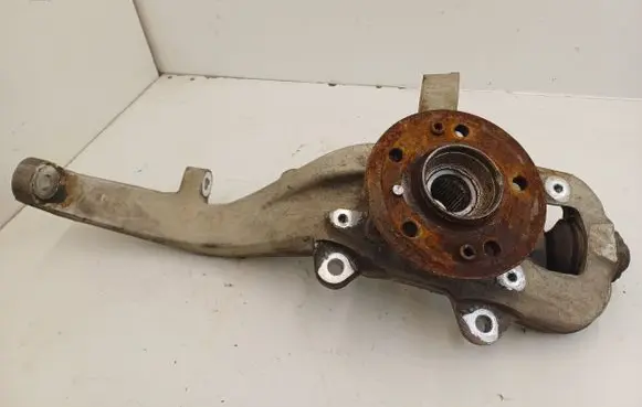 Mercedes-Benz GLE (W166 - C292) Front wheel hub A16610