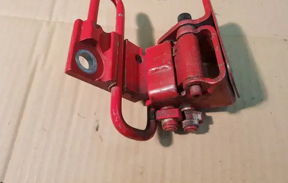 Audi A3 S3 A3 Sportback 8P Rear door lower hinge 8P4833411A