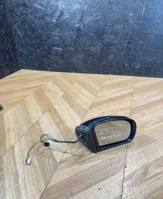 Mercedes-Benz E W211 Front door electric wing mirror