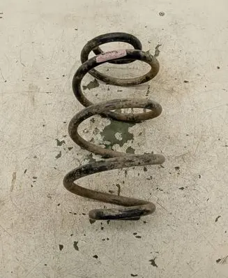 Nissan Note (E11) Rear coil spring