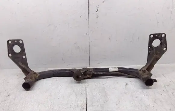 Volkswagen PASSAT B5.5 Bottom radiator support slam panel 