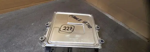 Peugeot 2008 I Engine control unit/module ECU 9818160080