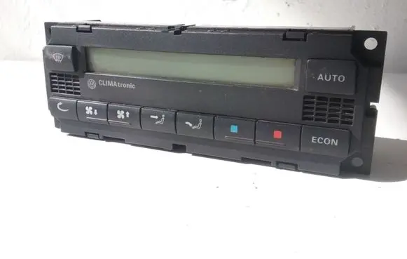 Volkswagen PASSAT B5.5 Climate control unit 0SPAT6013966