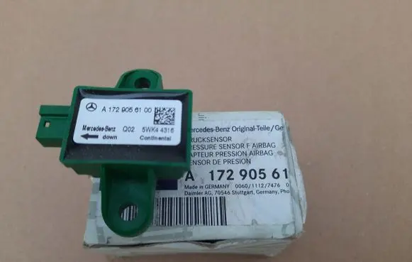 Mercedes-Benz E W212 Airbag deployment crash/impact sensor A1729056100RANZEZ