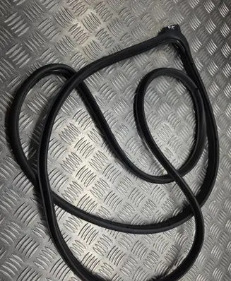 Mazda 6 Rubber seal front coupe door 4F070433 H7FDF03 H7FDZ01L2