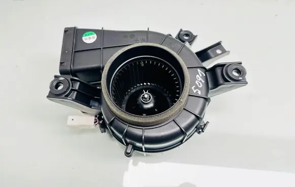 KIA Optima Hybrid/electric vehicle battery fan 375800 1705024230