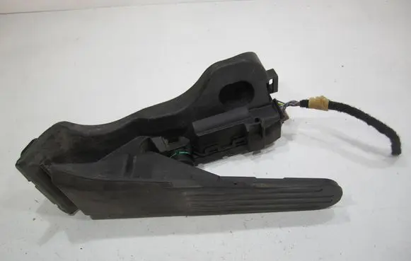 Volkswagen Golf VI Accelerator throttle pedal 1K1723503AH 6PV01103951