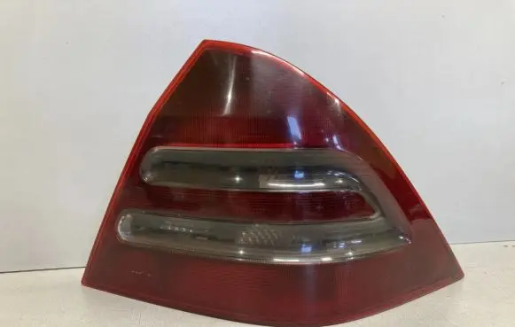 Mercedes-Benz C W203 Rear/tail lights