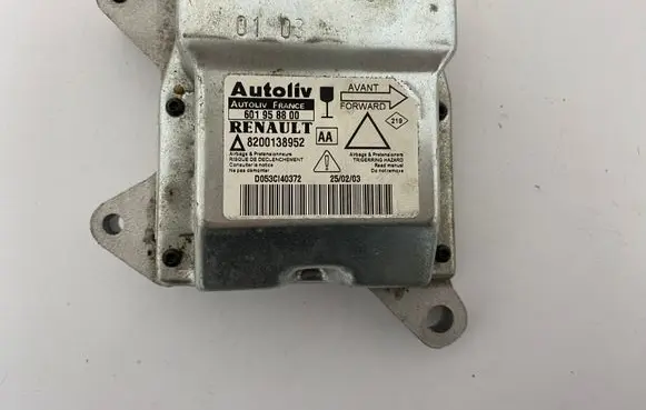 Renault Laguna II Airbag control unit/module 8200138952 601958800