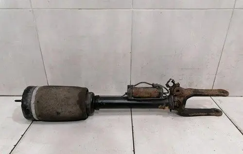 Mercedes-Benz ML W164 Front shock absorber damper bump stop A1643202213