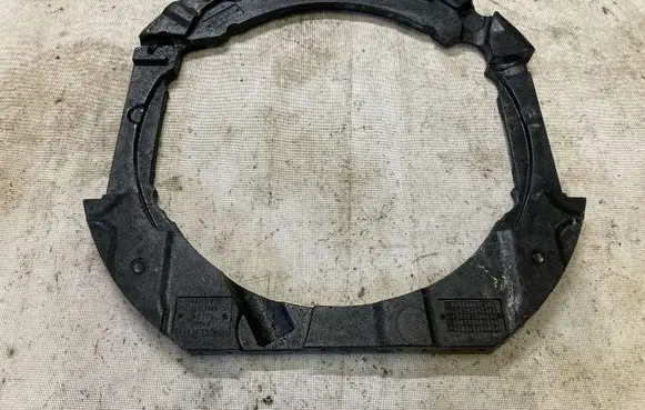 Volvo XC40 Spare wheel section trim 32327145