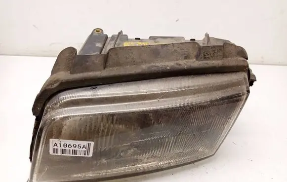 Audi A4 S4 B5 8D Headlight/headlamp 8d0941003 0301094201
