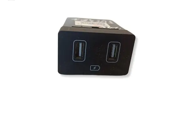 Hyundai Tucson IV NX4 USB socket connector 96125N9500