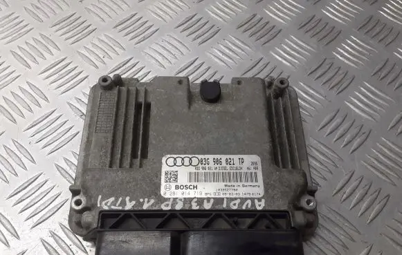 Audi A3 S3 8P Engine control unit/module 03G906021TP