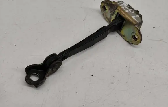 Nissan Note (E11) Front door check strap stopper 
