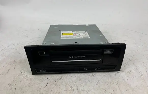 Audi RS5 Radio/CD/DVD/GPS head unit 8R1035746E 8R1035746D
