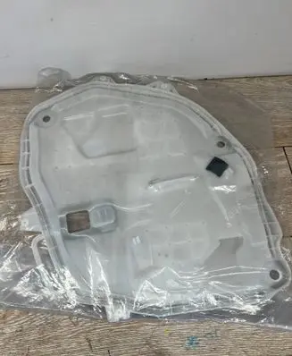 Lexus RX 450H Fuel tank bottom protection 6783233140