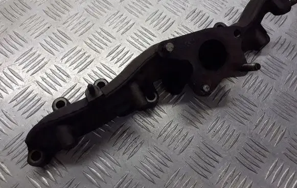 Mazda 6 Exhaust manifold
