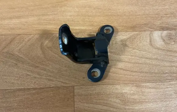 Ford Mondeo Mk III Rear door upper hinge Y9BBF26800AL