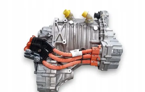 Voltage converter inverter
