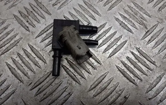 Nissan Primera Air pressure sensor BRAK
