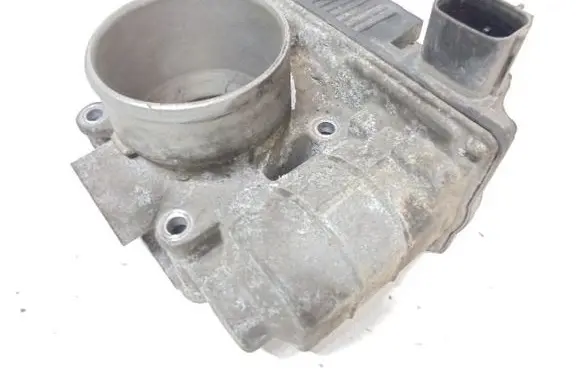 Nissan Primera Electric throttle body valve SERA57601