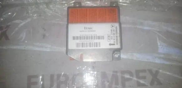Mercedes-Benz E W210 Airbag control unit/module 0018202126