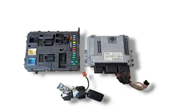 Engine ECU kit and lock set