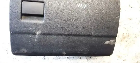 Opel Zafira A Glove box