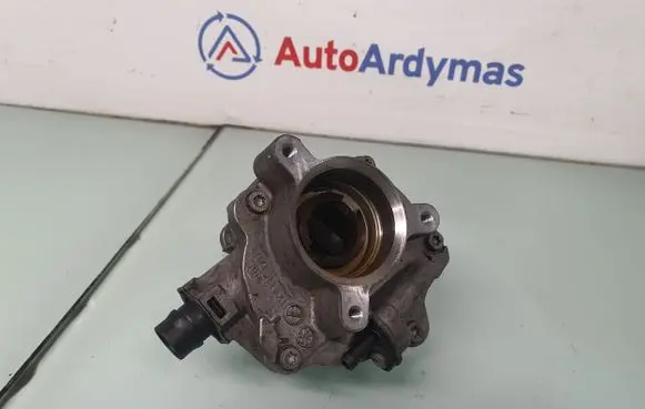BMW X5 E70 Vacuum pump 7575325 11667575325 11667619350