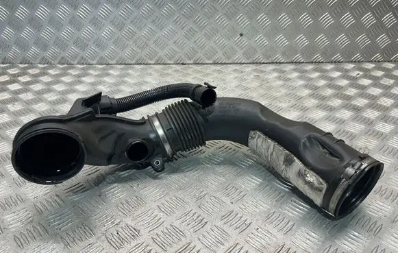 BMW X3 F25 Turbo air intake inlet pipe/hose 8512284 8512381
