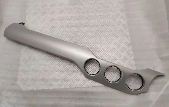 Ford Mustang VI Dashboard glove box trim FR3B63044A92 FR3B63044A92CMSMKT
