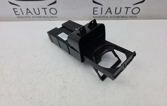 Land Rover Discovery 3 - LR3 Cup holder FBD500140 500140
