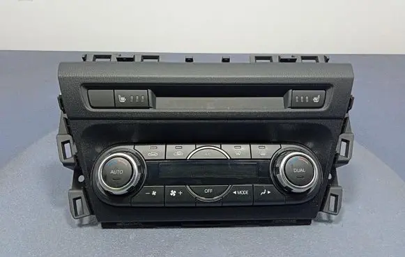 Mazda 3 II Climate control unit VPDALH18C612AC