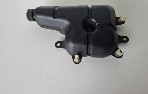 Intake resonator