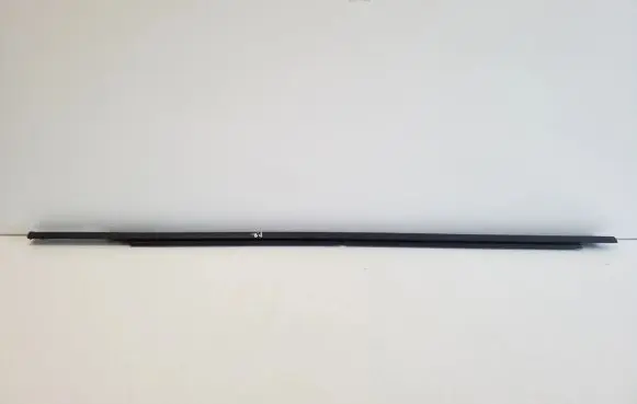 Mitsubishi Outlander Front door glass trim molding 