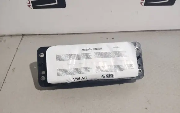 Skoda Octavia Mk3 (5E) Passenger airbag 8V0880204E 0589P1000089 440372572222